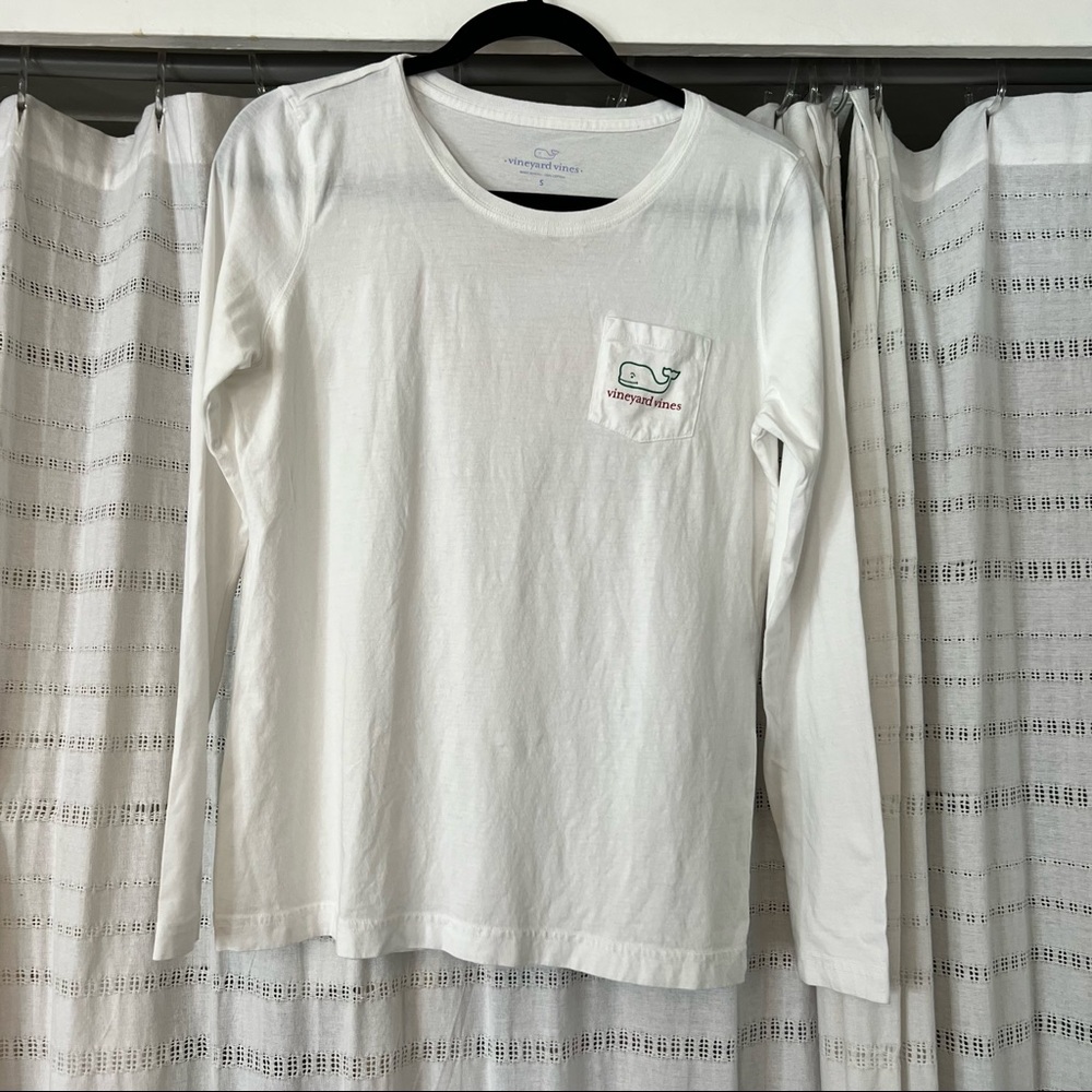 Vineyard Vines White Merry Christmas Whale Long Sleeve Shirt